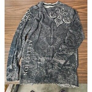 AFFLICTION distressed Reversable Thermal Size LARGE 100% Cotton Made In USA
